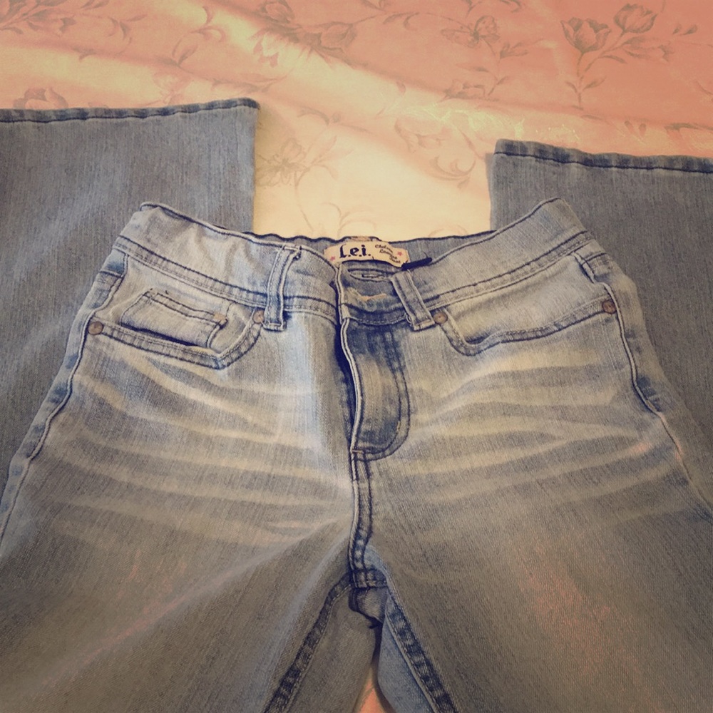 Blue Jeans with flare bottoms